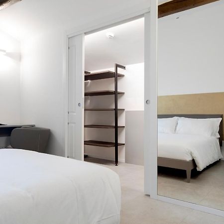 UR-NEST Indipendenza Apartment Bologna Bagian luar foto
