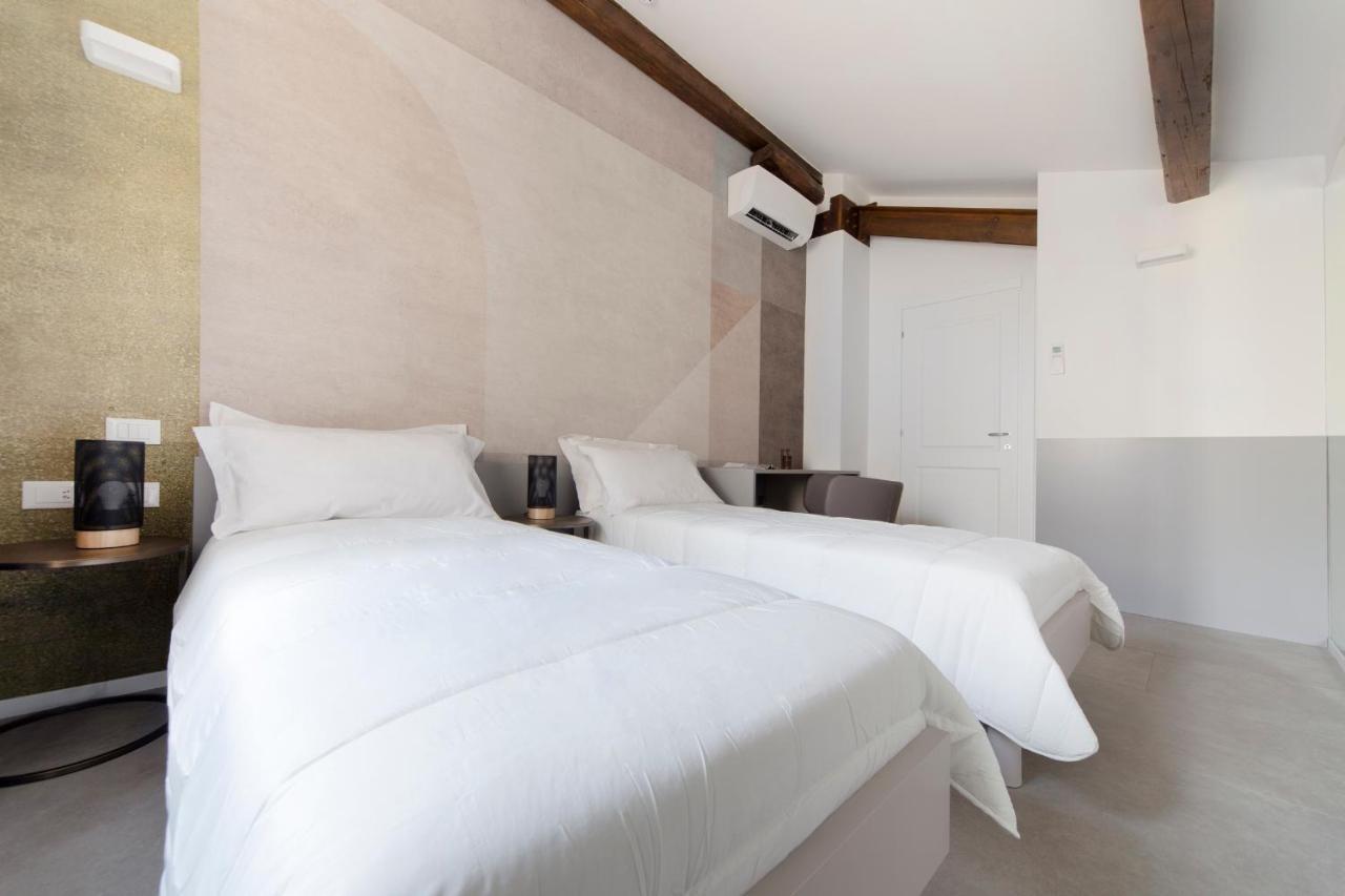 UR-NEST Indipendenza Apartment Bologna Bagian luar foto