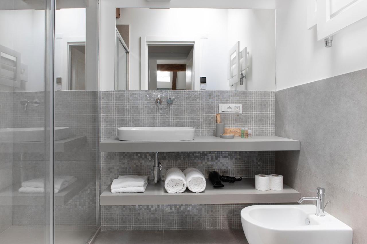 UR-NEST Indipendenza Apartment Bologna Bagian luar foto