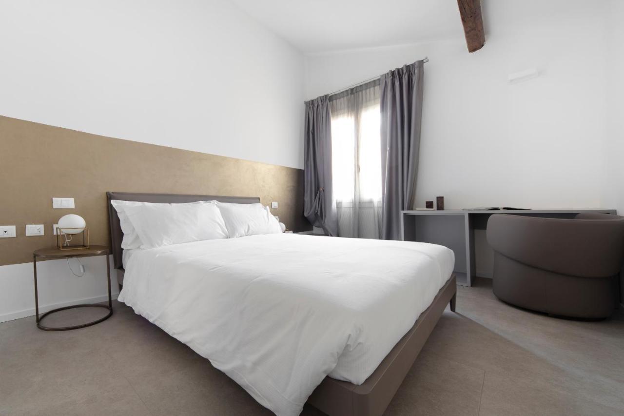 UR-NEST Indipendenza Apartment Bologna Bagian luar foto