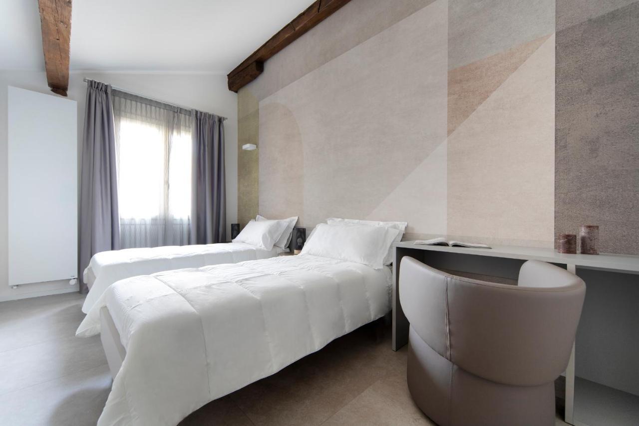 UR-NEST Indipendenza Apartment Bologna Bagian luar foto