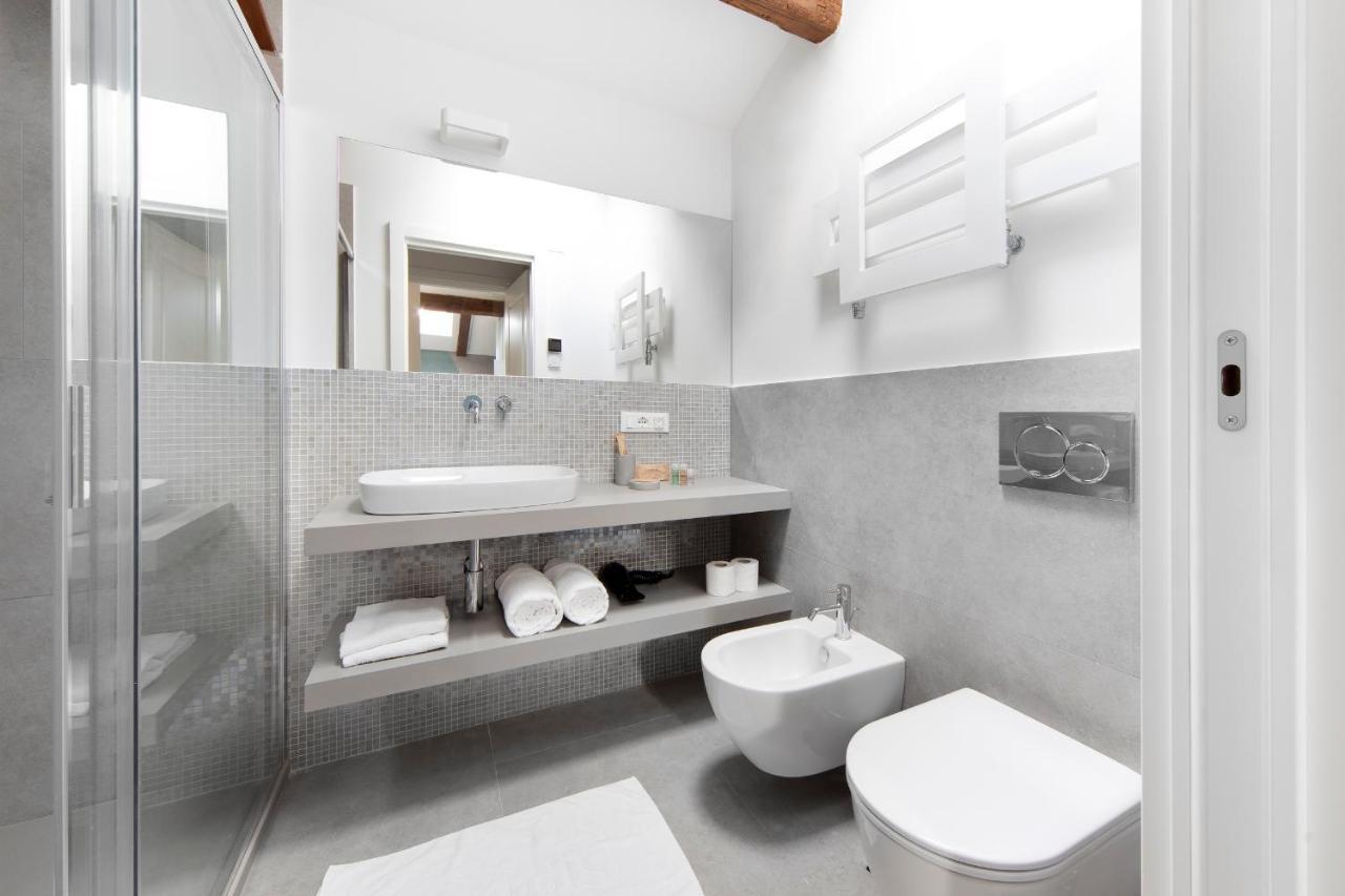 UR-NEST Indipendenza Apartment Bologna Bagian luar foto